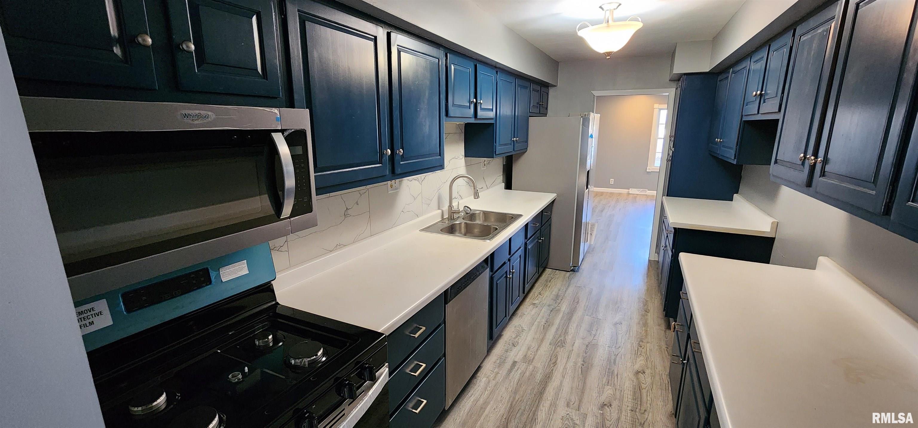 2708 South Walnut Street Springfield, IL 62704 - Photo 6 of 36 Gallery Image 6