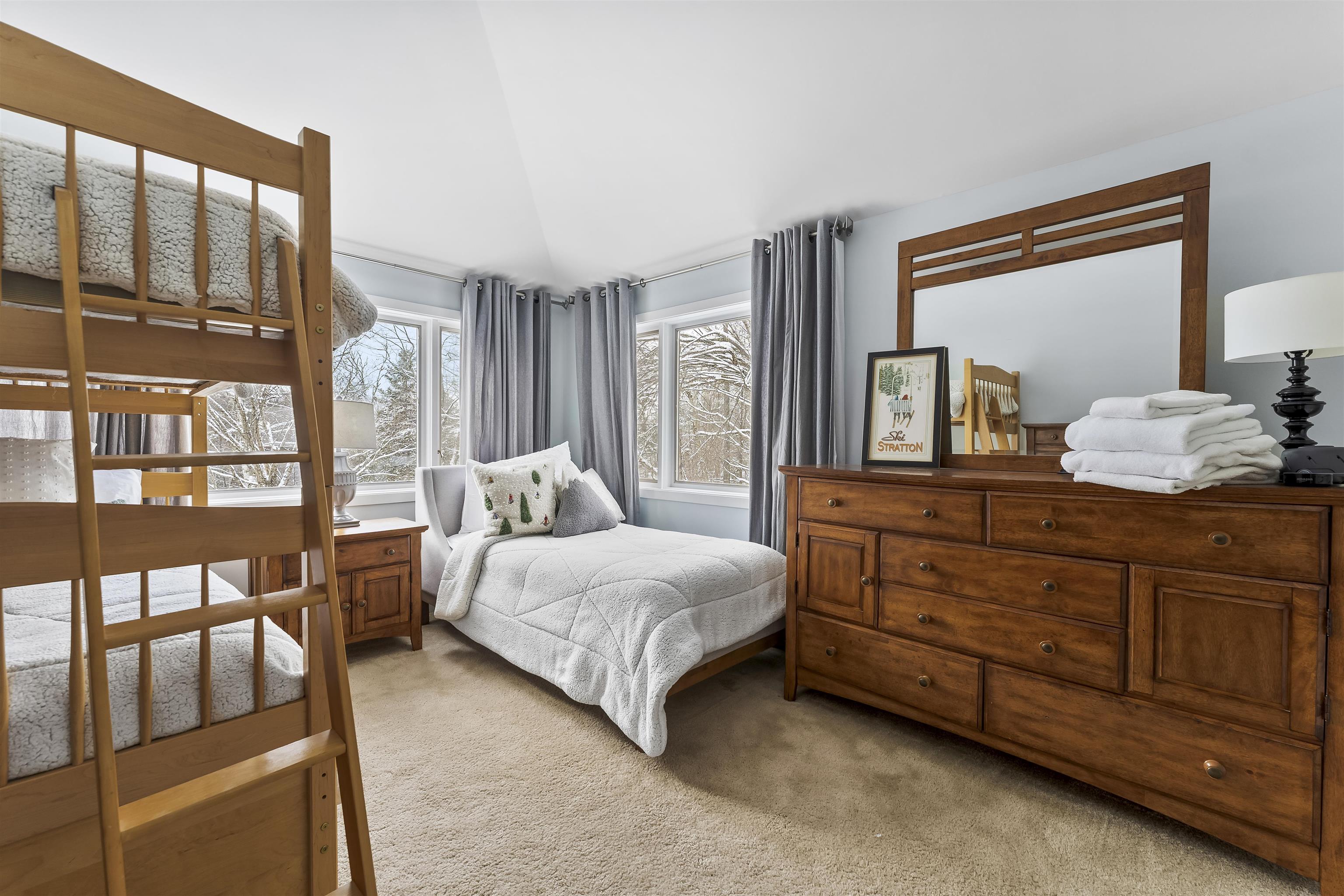 147 High Meadow Road, Unit 147 Winhall, VT 05340 - Photo 24 of 29 Gallery Image 24