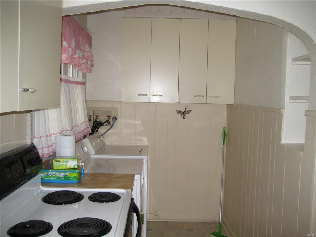 1309 Milton Road Alton, IL 62002 - Photo 3 of 18 Gallery Image 3