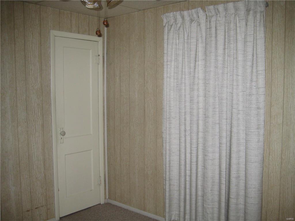 1309 Milton Road Alton, IL 62002 - Photo 6 of 18 Gallery Image 6