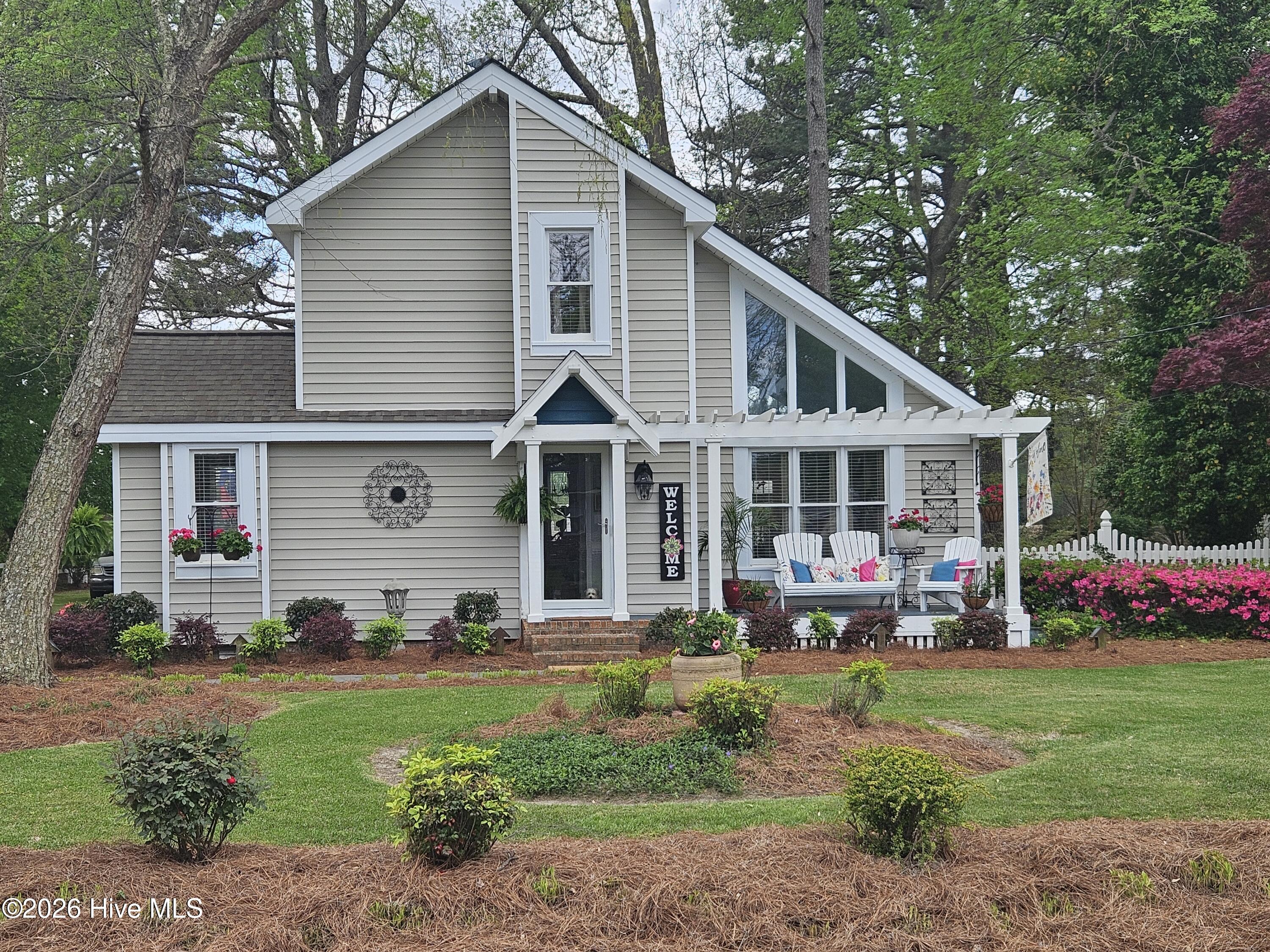113 Jefferson Street Clinton, NC 28328 - Photo 1 of 27 20260330_142702