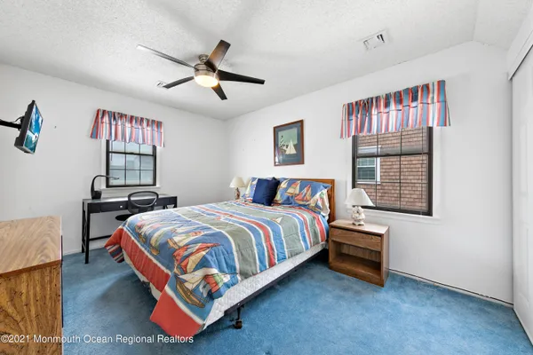 $2,200 | 31 Peggy Lane, Manahawkin, NJ 08050