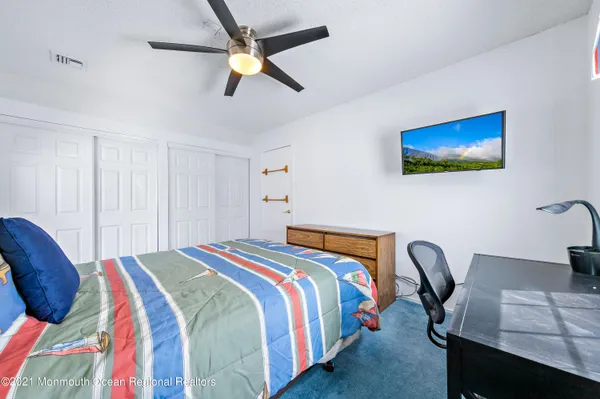 $2,200 | 31 Peggy Lane, Manahawkin, NJ 08050