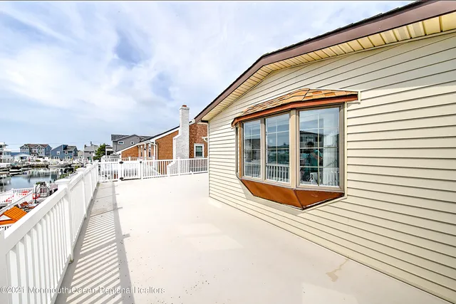 $2,200 | 31 Peggy Lane, Manahawkin, NJ 08050