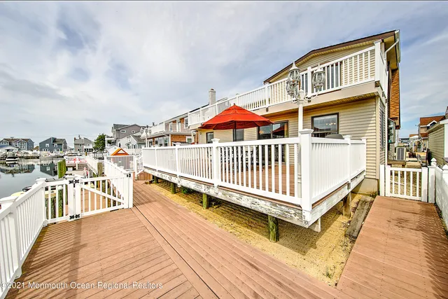 $2,200 | 31 Peggy Lane, Manahawkin, NJ 08050