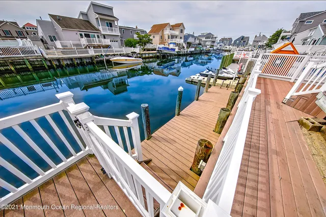 $2,200 | 31 Peggy Lane, Manahawkin, NJ 08050