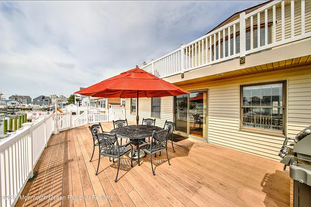 $2,200 | 31 Peggy Lane, Manahawkin, NJ 08050