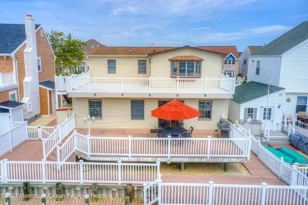 $2,200 | 31 Peggy Lane, Manahawkin, NJ 08050