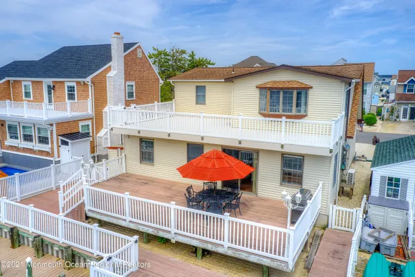 $2,200 | 31 Peggy Lane, Manahawkin, NJ 08050