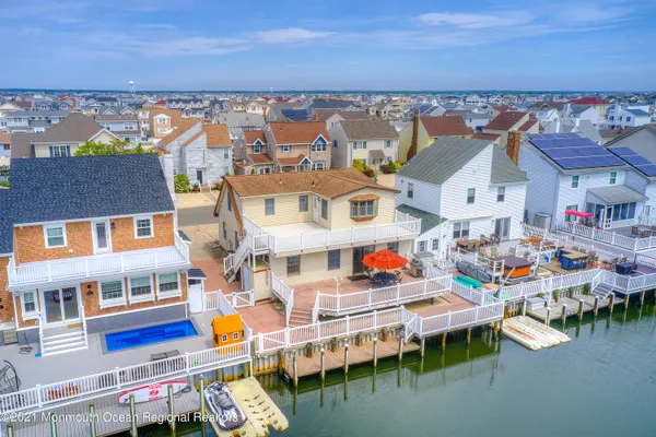 $2,200 | 31 Peggy Lane, Manahawkin, NJ 08050
