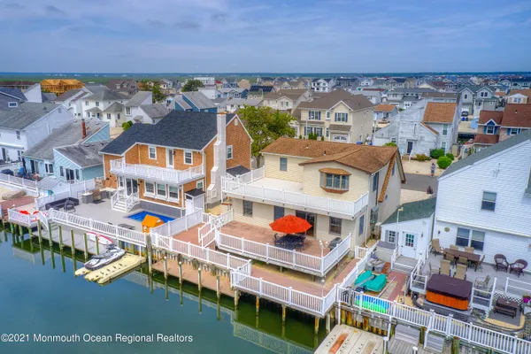 $2,200 | 31 Peggy Lane, Manahawkin, NJ 08050