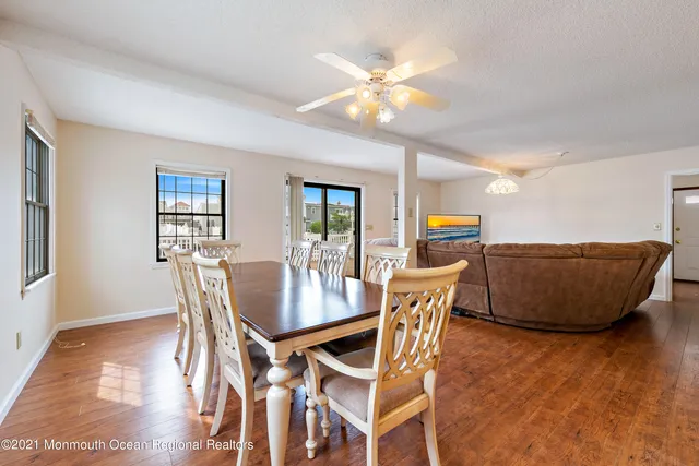 $2,200 | 31 Peggy Lane, Manahawkin, NJ 08050