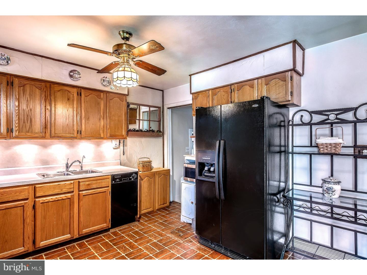 9 Rockland Road Ewing, NJ 08638 - Photo 4 of 24 Kitchen