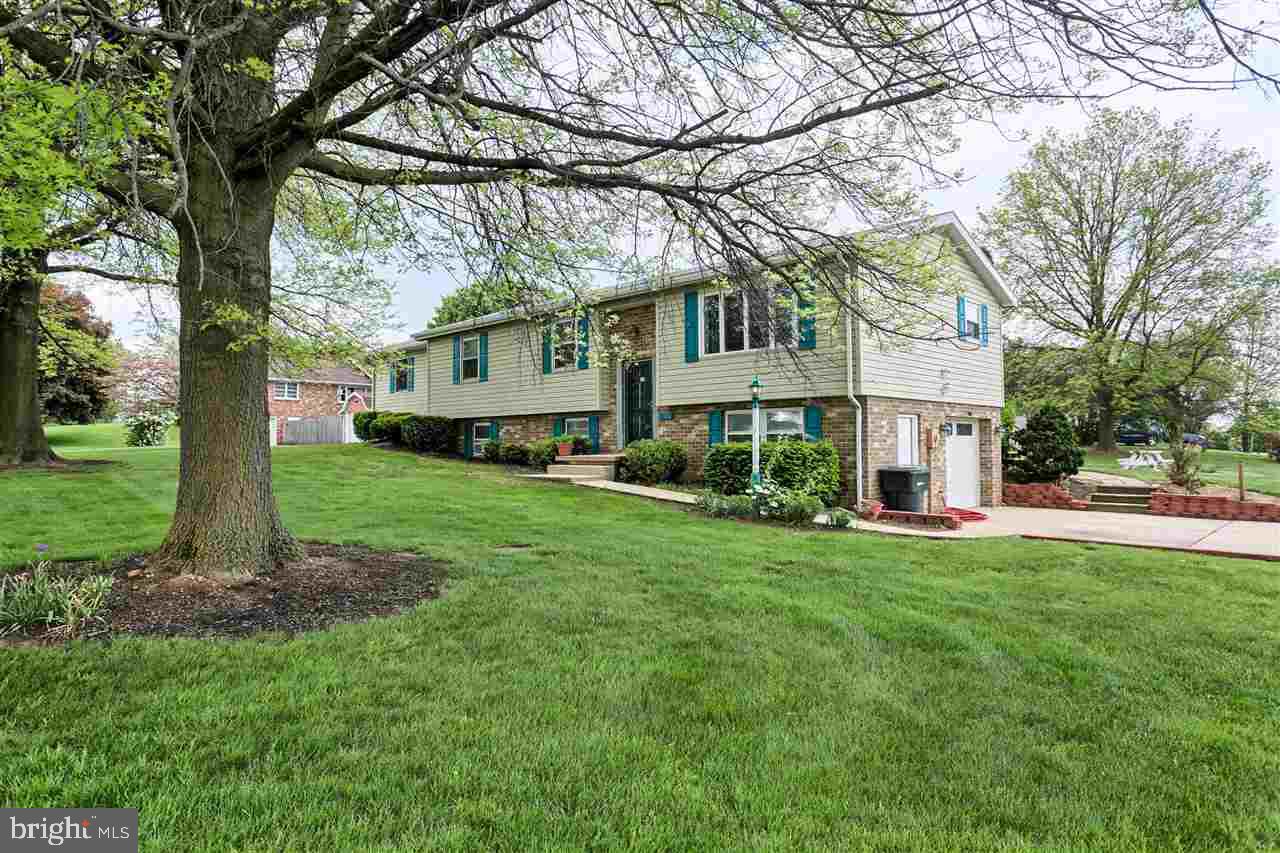 703 Baltimore Road Shippensburg, PA 17257 - Photo 2 of 25 Gallery Image 2