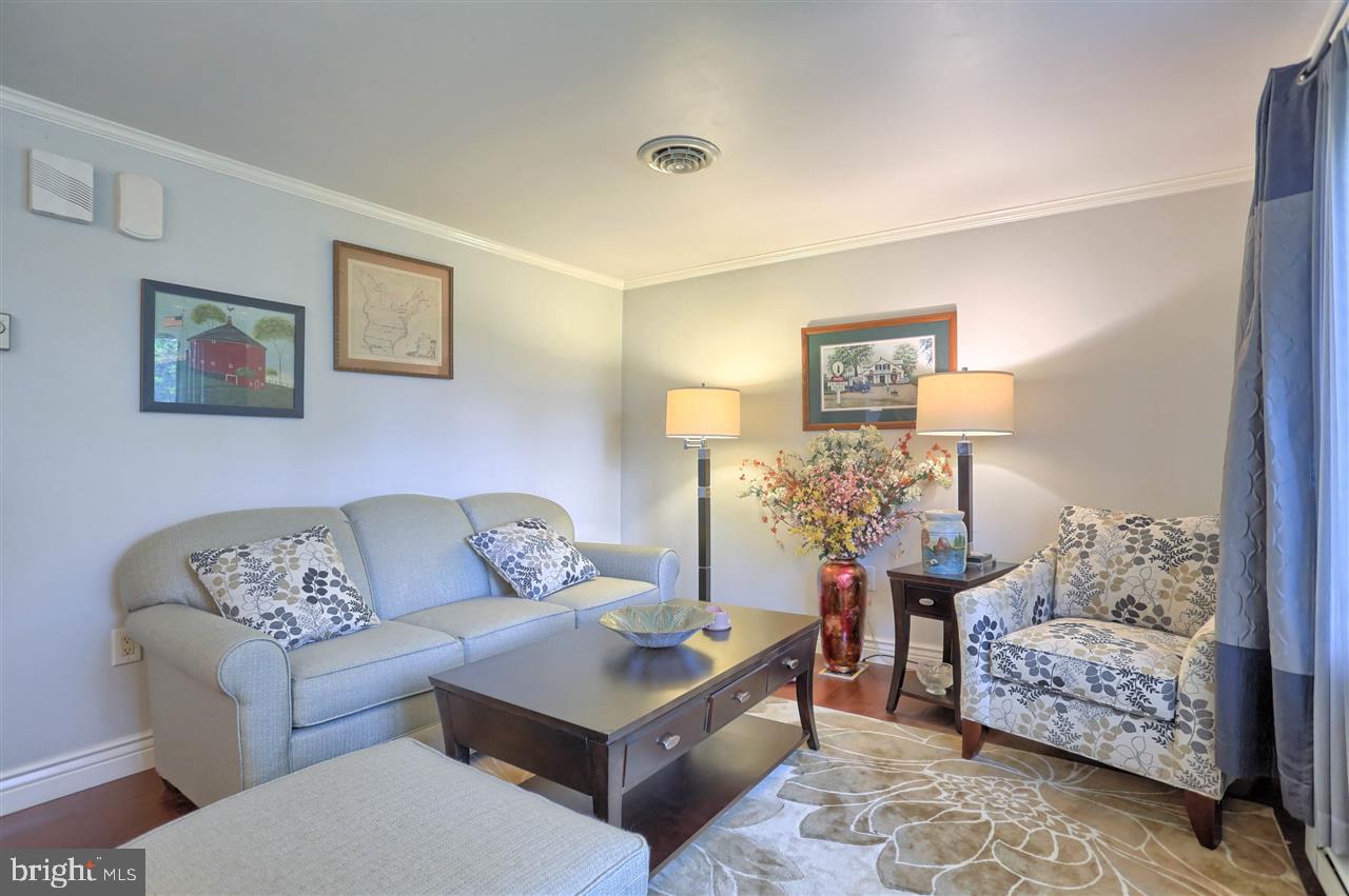 703 Baltimore Road Shippensburg, PA 17257 - Photo 5 of 25 Gallery Image 5