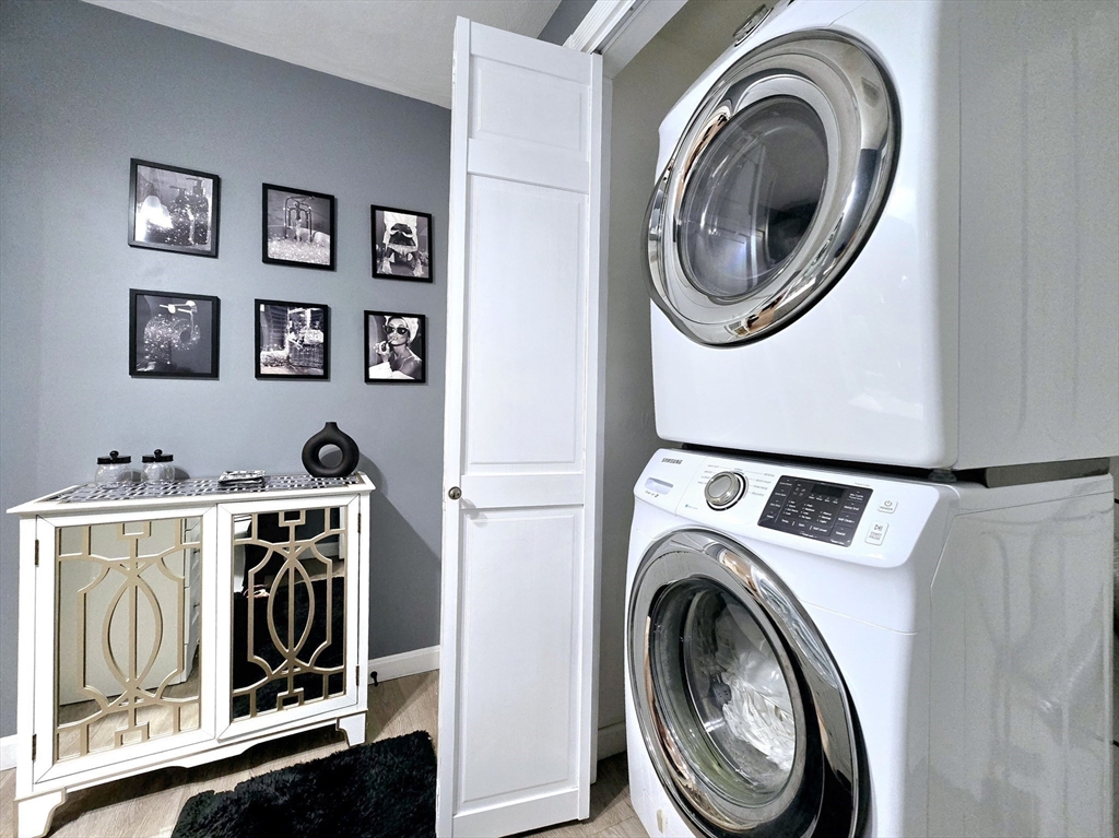 104 West Meadow Road Townsend, MA 01474 - Photo 21 of 42 a utility room with dryer and washer