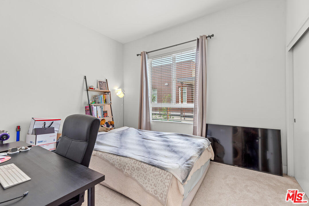 12920 West Runway Road, Unit 360 Los Angeles, CA 90094 - Photo 14 of 41