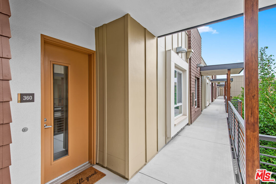 12920 West Runway Road, Unit 360 Los Angeles, CA 90094 - Photo 17 of 41