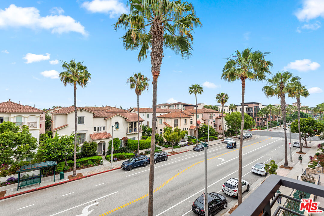 12920 West Runway Road, Unit 360 Los Angeles, CA 90094 - Photo 9 of 41