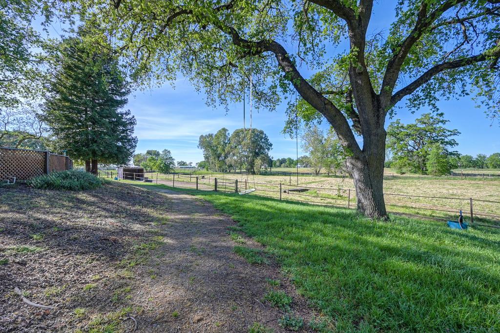 1770 McCourtney Road Lincoln, CA 95648 - Photo 37 of 55