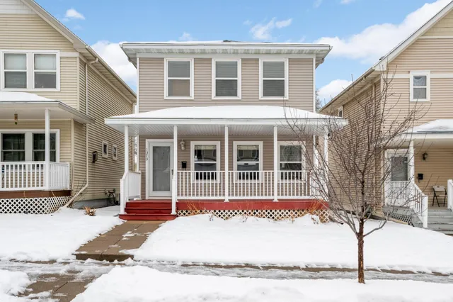 $340,000 | 1373 5th Street East, St. Paul, MN 55106