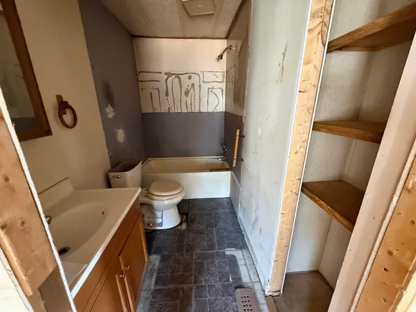 $140,000 | 8 Spring Brook Road, Newport, NH 03773