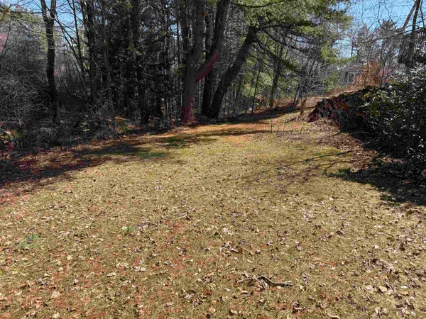 $140,000 | 8 Spring Brook Road, Newport, NH 03773