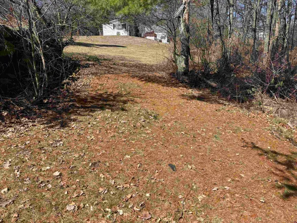 $140,000 | 8 Spring Brook Road, Newport, NH 03773