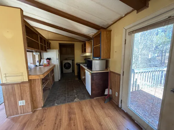 $140,000 | 8 Spring Brook Road, Newport, NH 03773