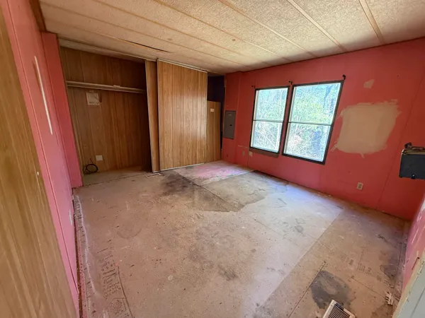 $140,000 | 8 Spring Brook Road, Newport, NH 03773