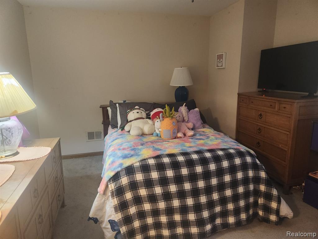 265 Avalanche Drive Rochester Hills, MI 48309 - Photo 12 of 18