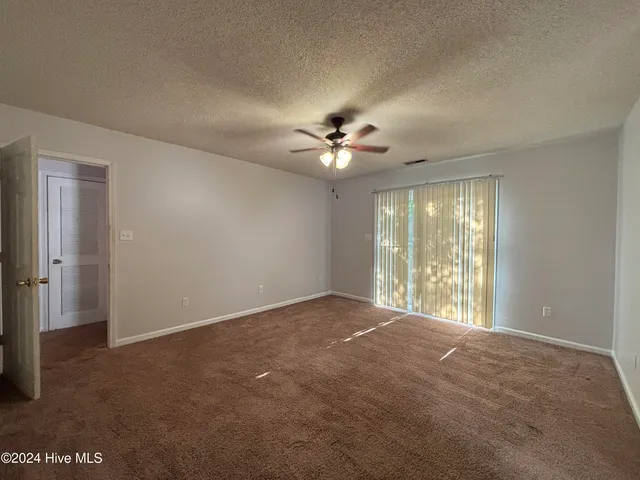 $1,350 | 115 Honey Tree Court, Midway Park, NC 28544