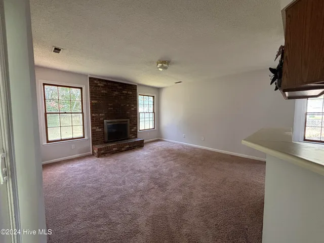 $1,350 | 115 Honey Tree Court, Midway Park, NC 28544