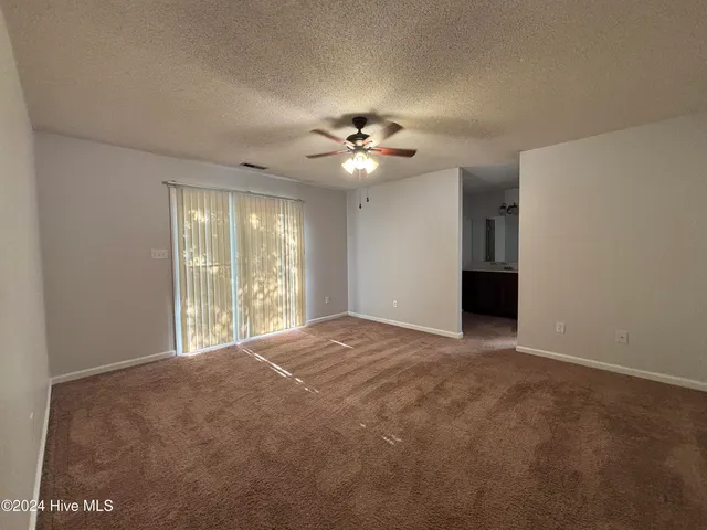 $1,350 | 115 Honey Tree Court, Midway Park, NC 28544