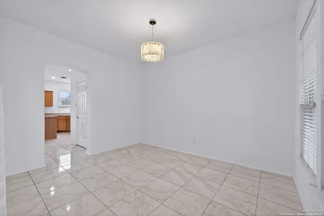 $2,450 | 23211 Kaitlyn Canyon, San Antonio, TX 78258