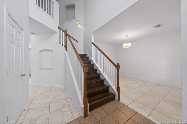 $2,450 | 23211 Kaitlyn Canyon, San Antonio, TX 78258
