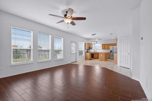 $2,450 | 23211 Kaitlyn Canyon, San Antonio, TX 78258