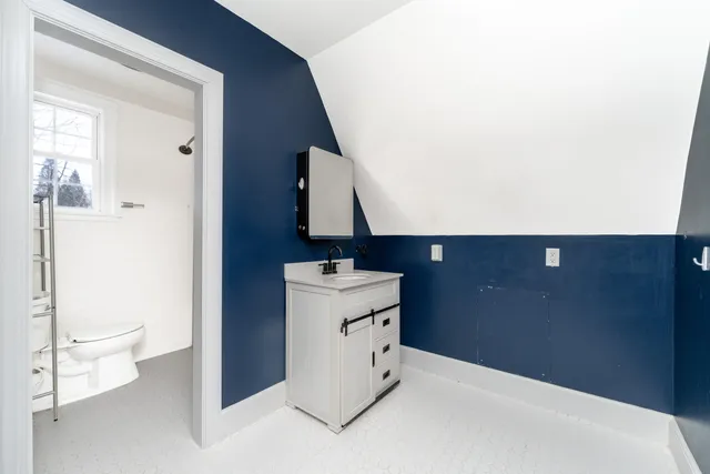 $309,000 | 729 Edgemoor Avenue, Kalamazoo, MI 49008