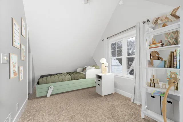 $309,000 | 729 Edgemoor Avenue, Kalamazoo, MI 49008