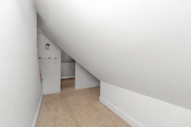 $309,000 | 729 Edgemoor Avenue, Kalamazoo, MI 49008