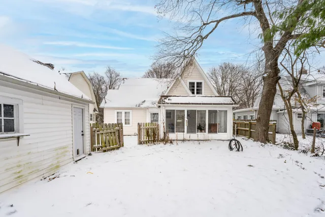 $309,000 | 729 Edgemoor Avenue, Kalamazoo, MI 49008