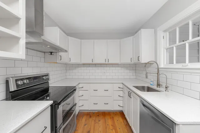 $309,000 | 729 Edgemoor Avenue, Kalamazoo, MI 49008