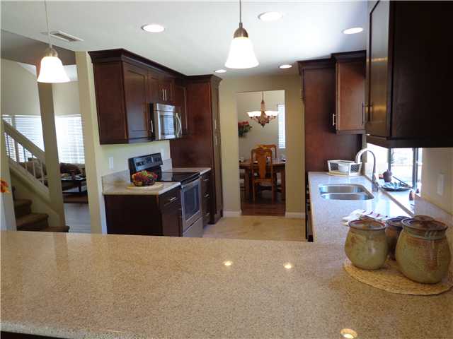 14282 Woodcreek Road Poway, CA 92064 - Photo 4 of 13