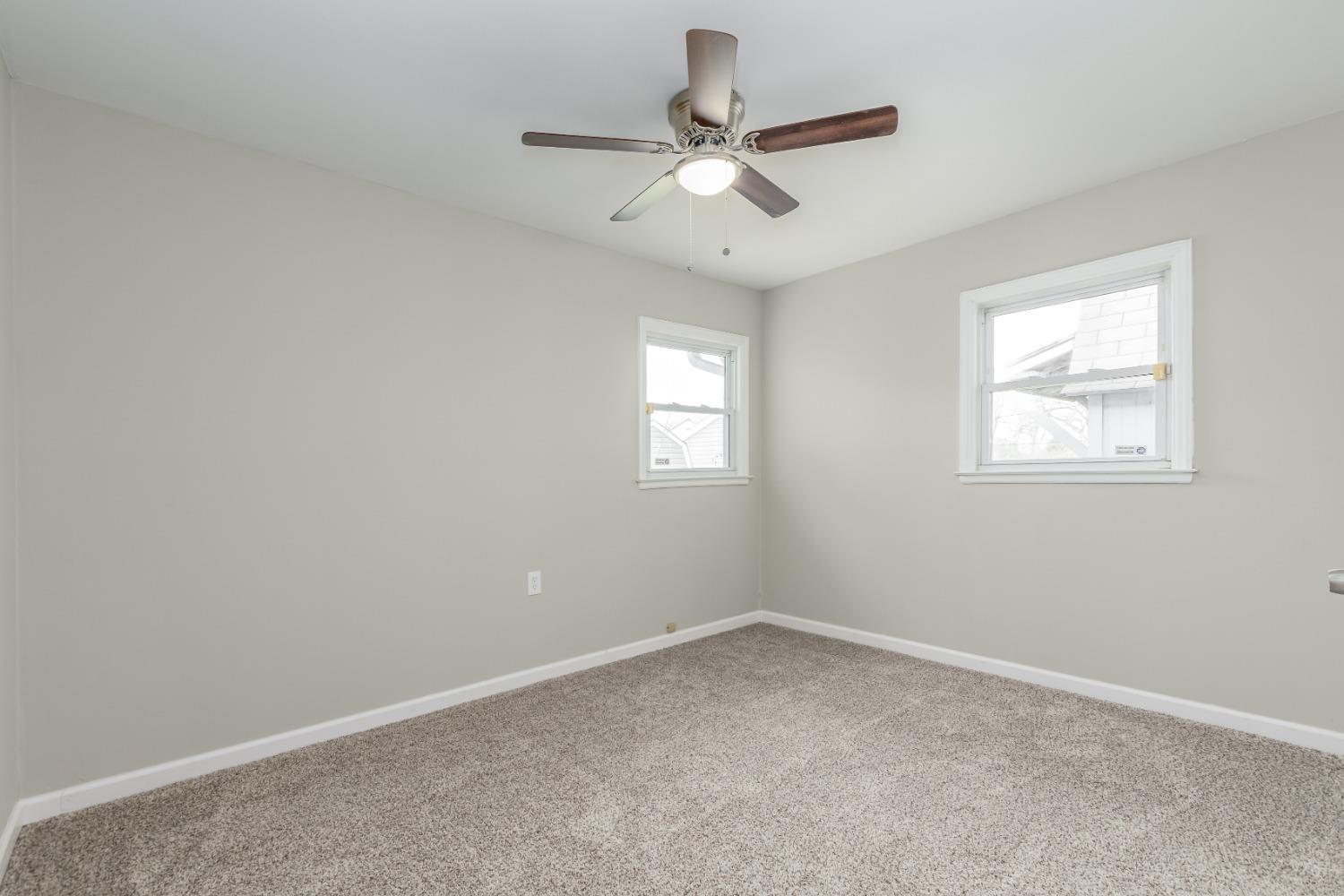 1906 Dix Road Middletown, OH 45042 - Photo 5 of 14 Gallery Image 5