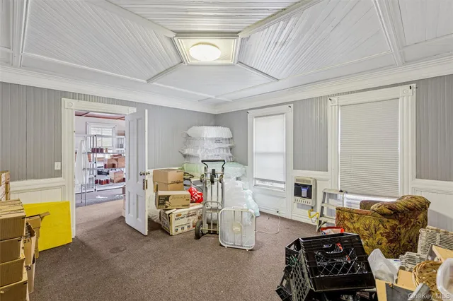 $1,475,000 | 250 Main Road, Riverhead, NY 11901