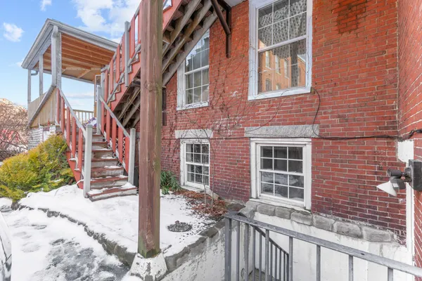 $989,000 | 11 South Street, Portland, ME 04101