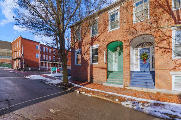 $989,000 | 11 South Street, Portland, ME 04101