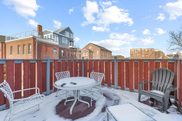$989,000 | 11 South Street, Portland, ME 04101