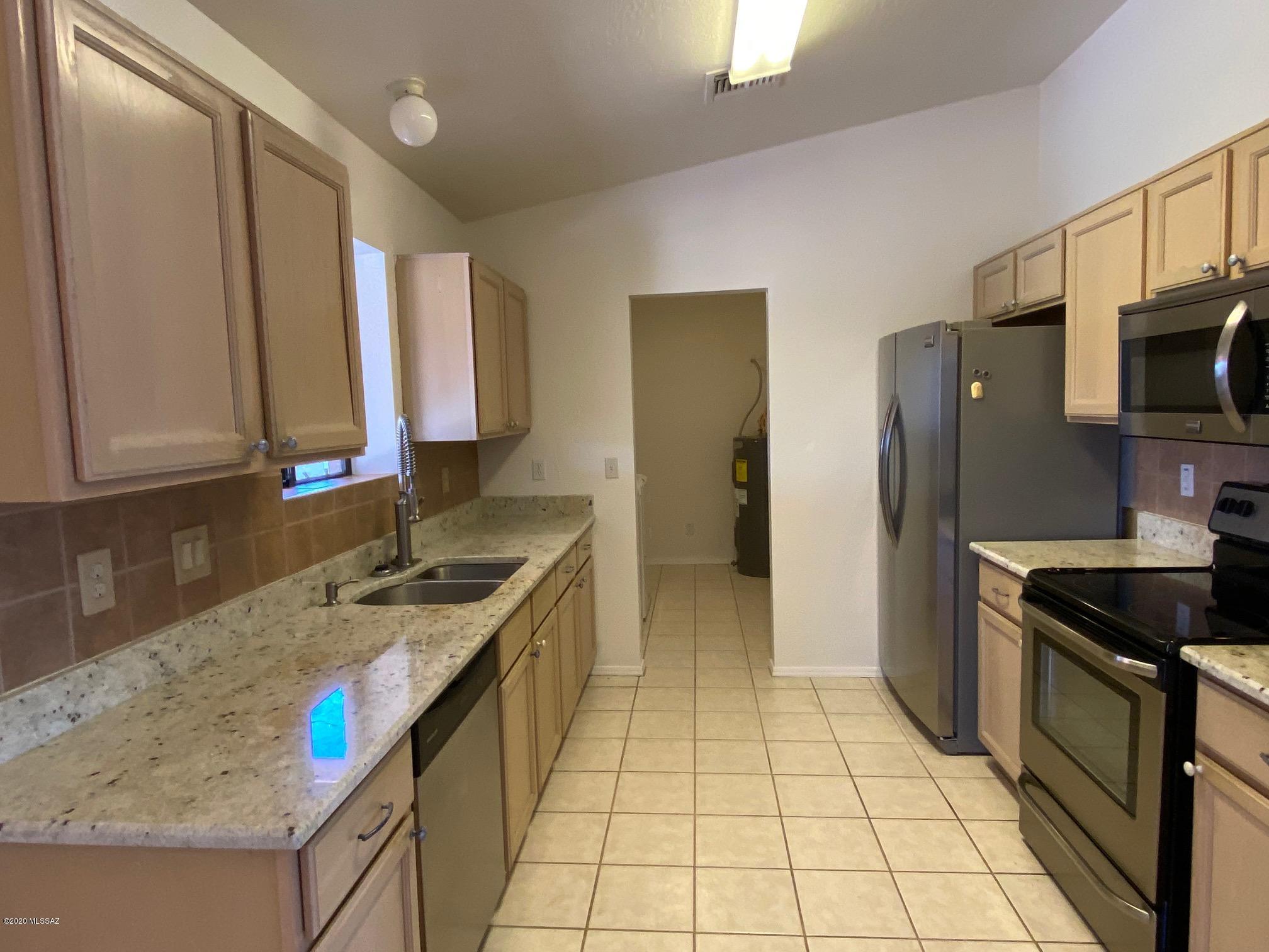 565 Paseo Reforma Rio Rico, AZ 85648 - Photo 6 of 26