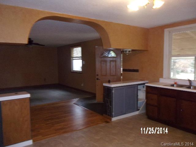 2883 Hart Road Clover, SC 29710 - Photo 2 of 19